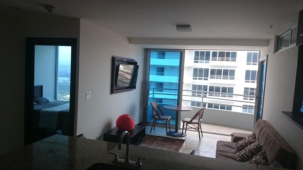 Aparthotel Torres Paseo Colon Apartamento à San José Chambre photo