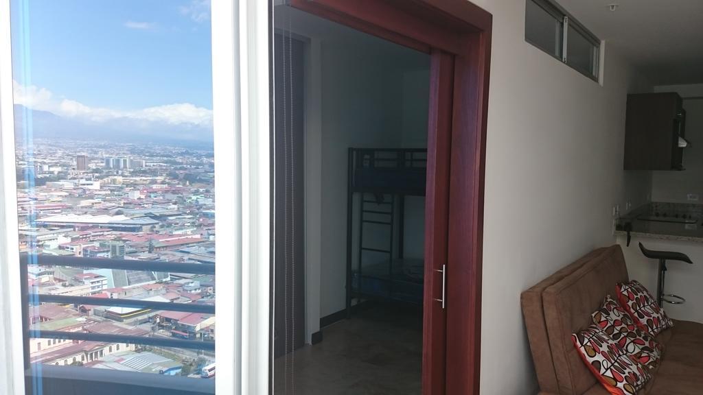 Aparthotel Torres Paseo Colon Apartamento à San José Chambre photo