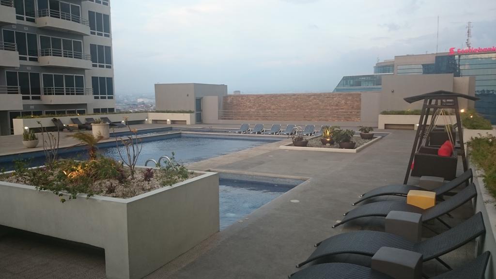 Aparthotel Torres Paseo Colon Apartamento à San José Chambre photo